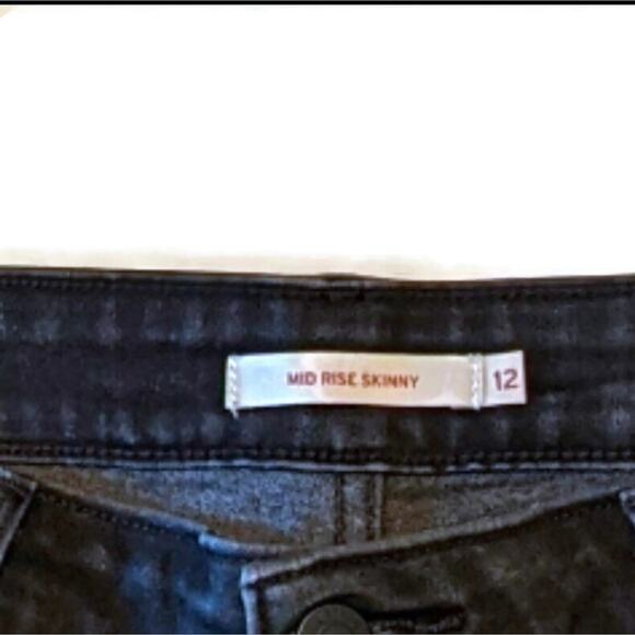 Levi's Mid Rise Straight Leg Black Denim Jean Size 12 - Picture 6 of 10